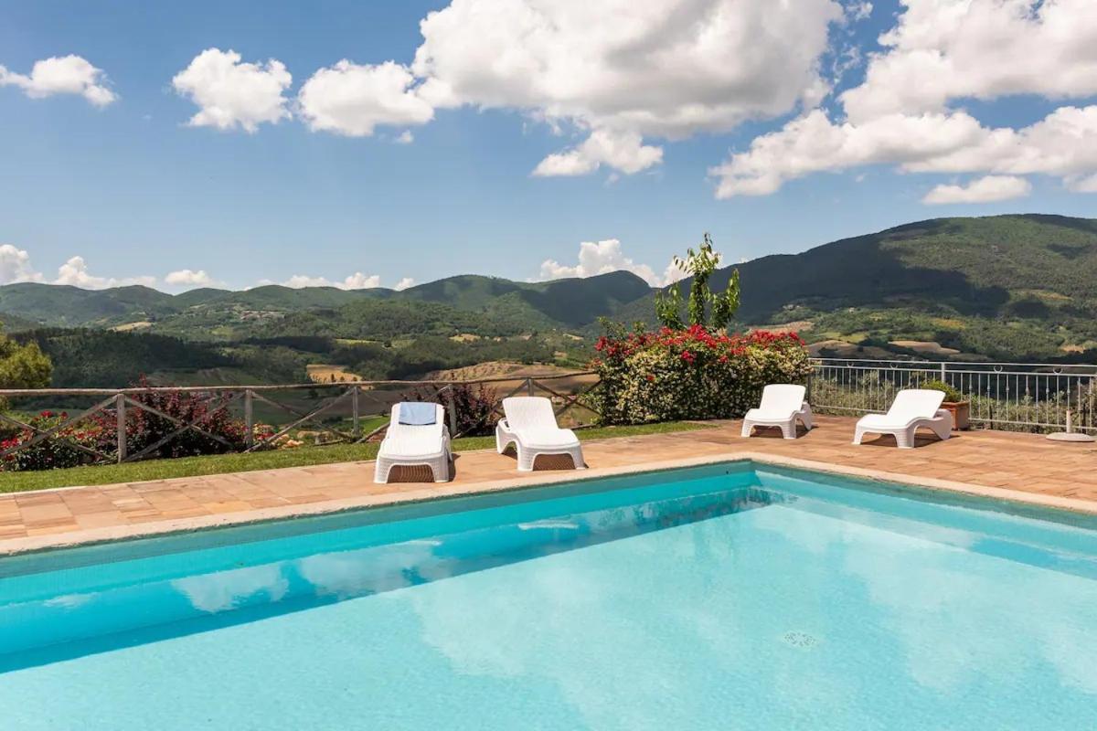 Aparthotel Il Castello Di Perchia Crocemaroggia Exteriér fotografie