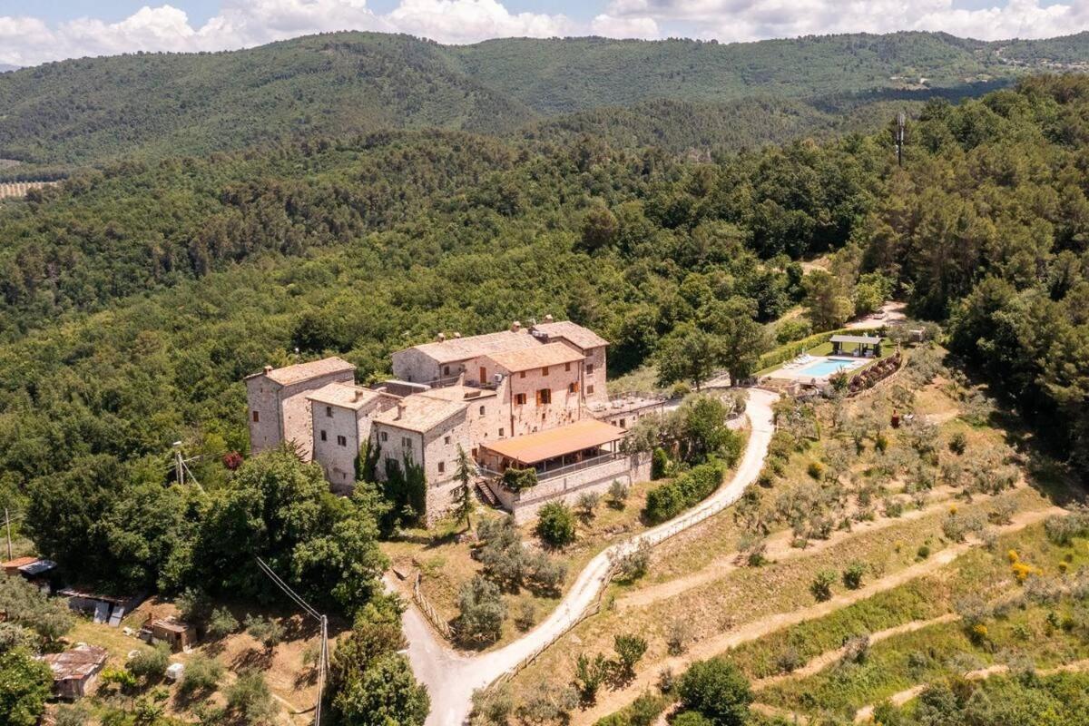 Aparthotel Il Castello Di Perchia Crocemaroggia Exteriér fotografie