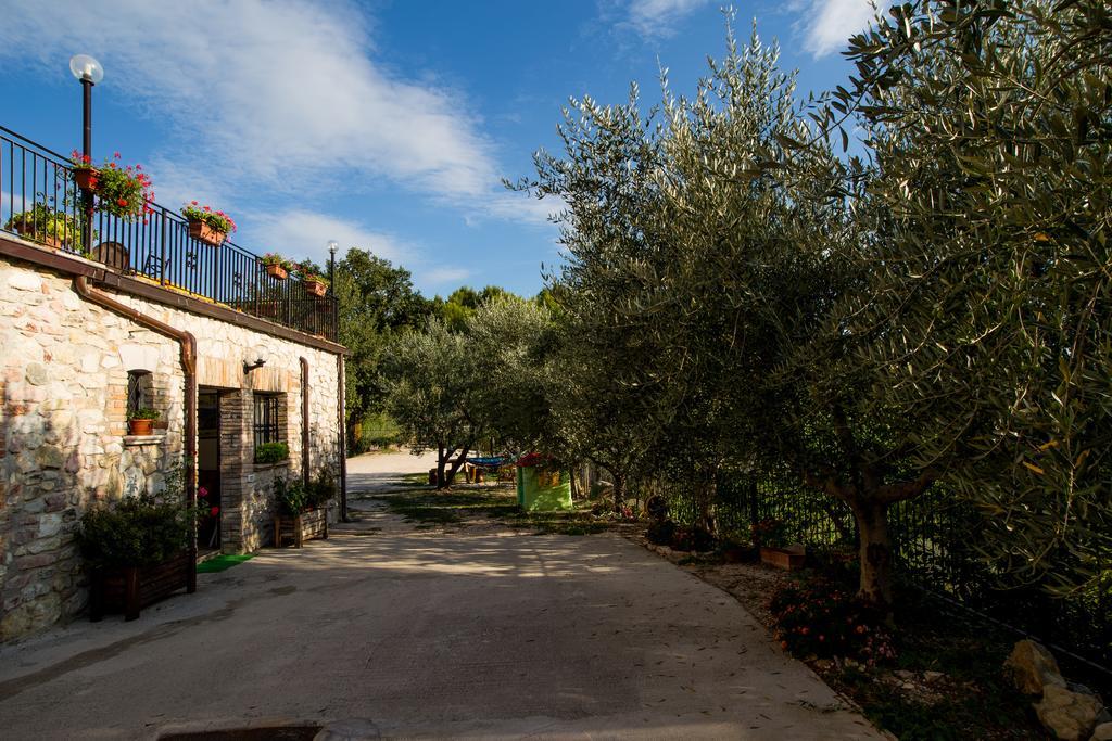 Aparthotel Il Castello Di Perchia Crocemaroggia Exteriér fotografie