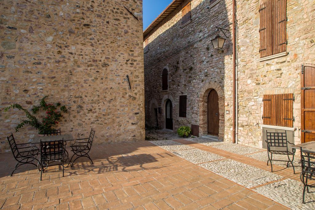 Aparthotel Il Castello Di Perchia Crocemaroggia Exteriér fotografie