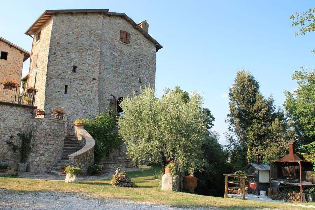 Aparthotel Il Castello Di Perchia Crocemaroggia Exteriér fotografie