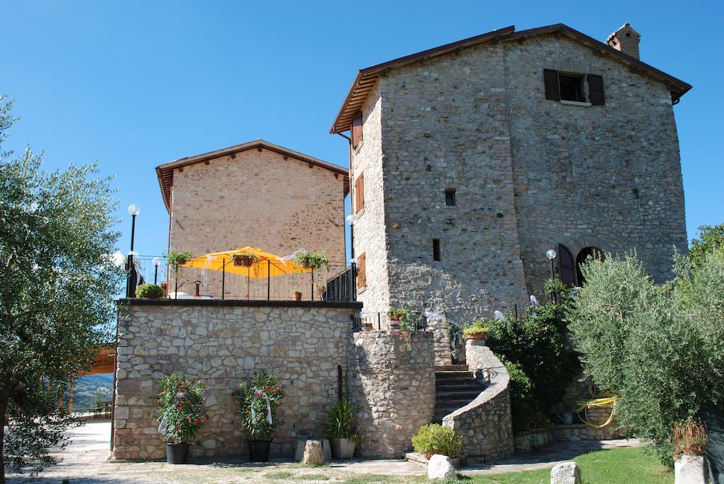 Aparthotel Il Castello Di Perchia Crocemaroggia Exteriér fotografie