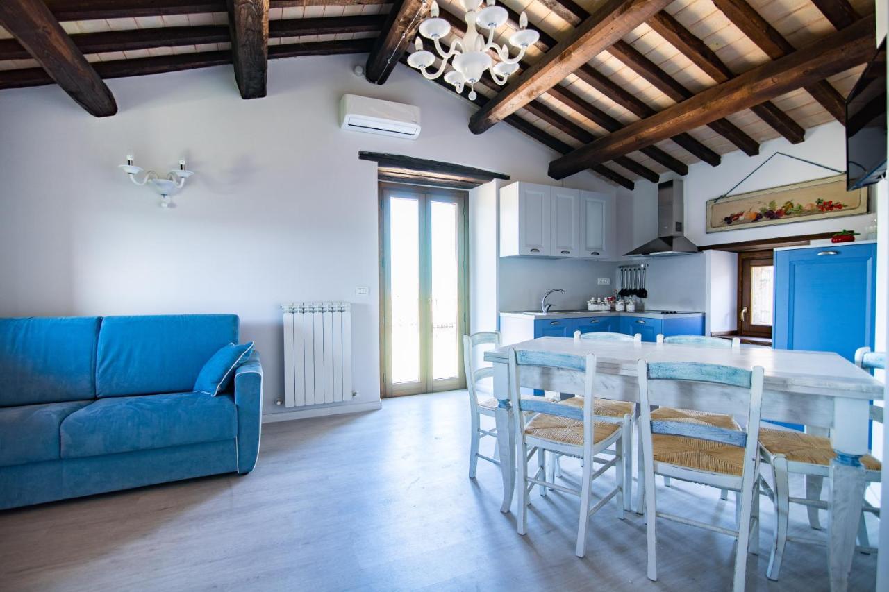 Aparthotel Il Castello Di Perchia Crocemaroggia Exteriér fotografie