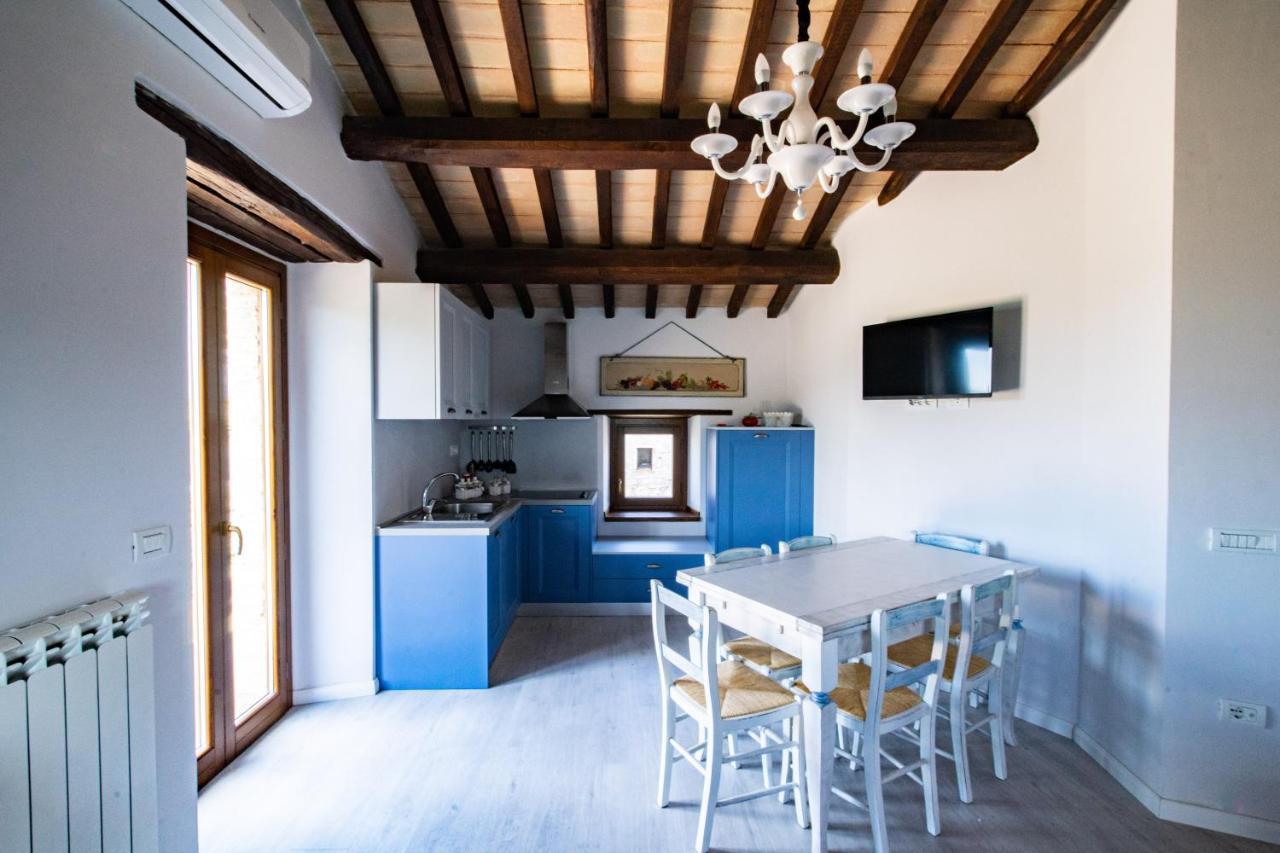 Aparthotel Il Castello Di Perchia Crocemaroggia Exteriér fotografie
